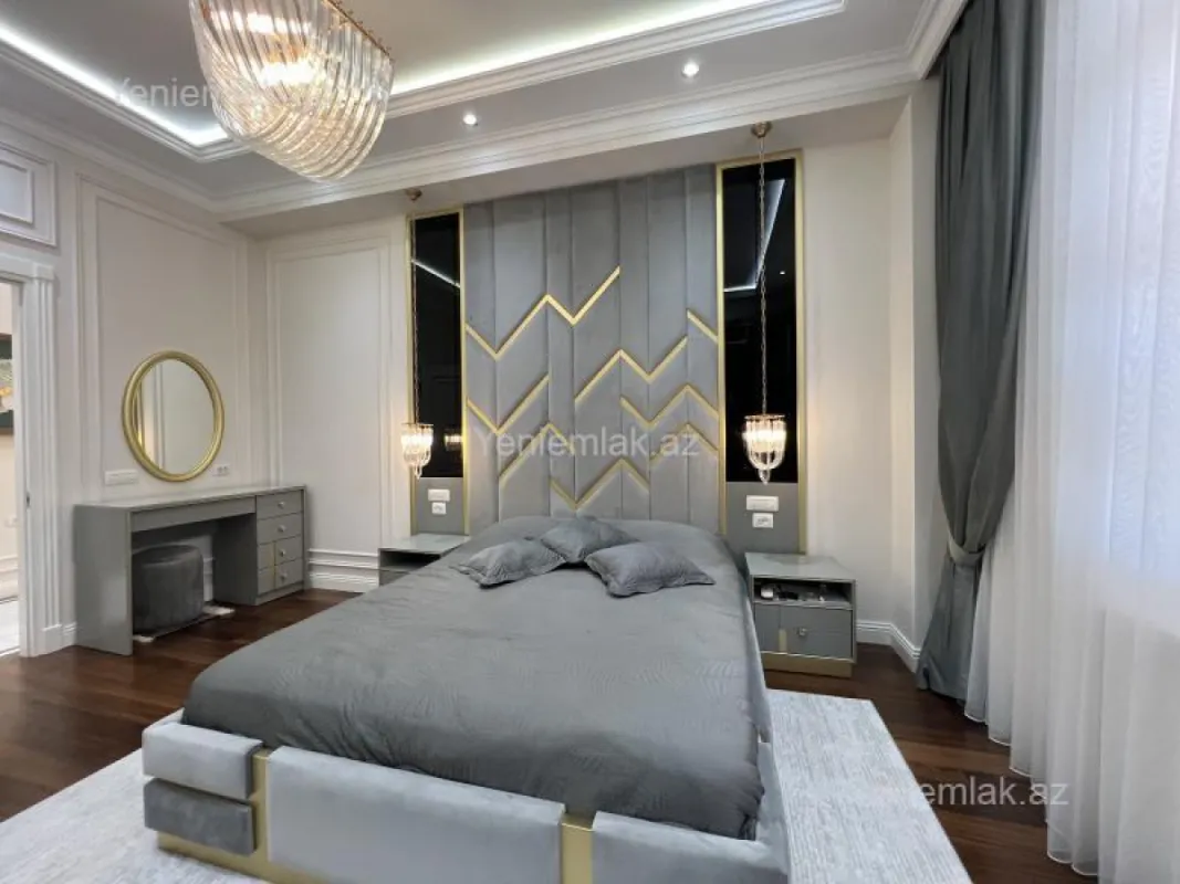 Satılır 4 otaqlı yeni tikili 200 m²