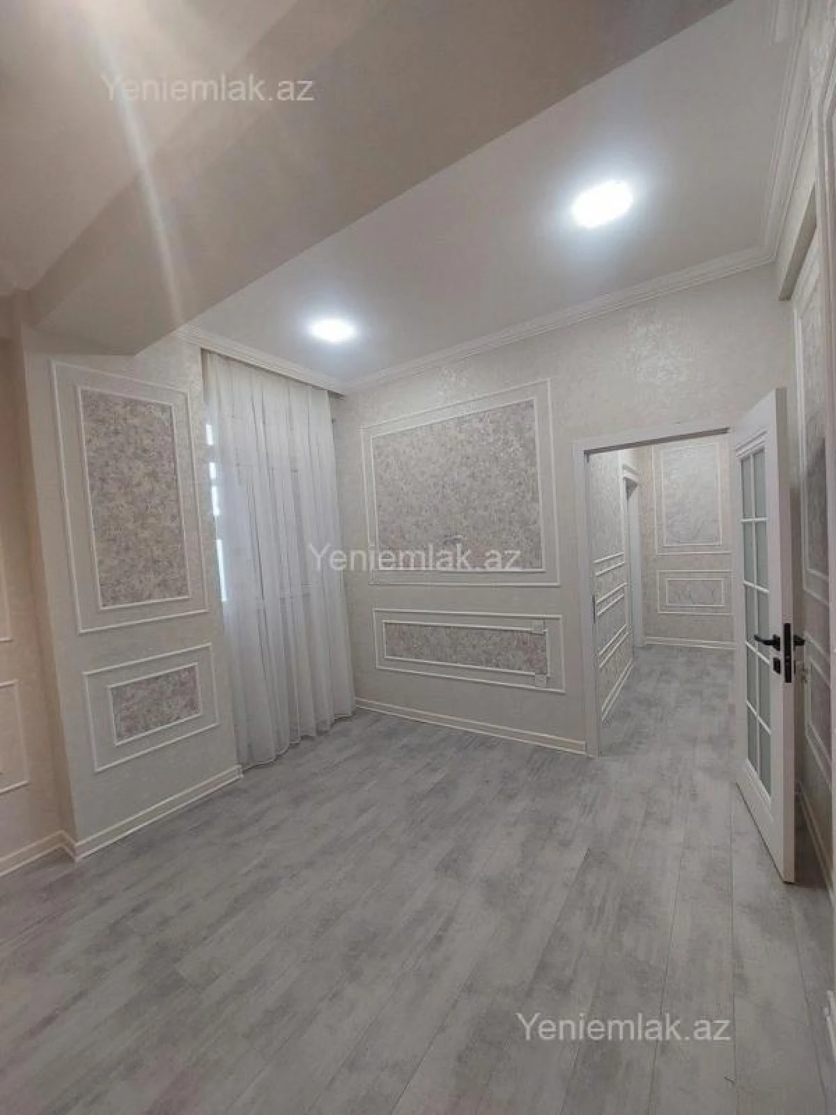 Satılır 2 otaqlı yeni tikili 76 m²