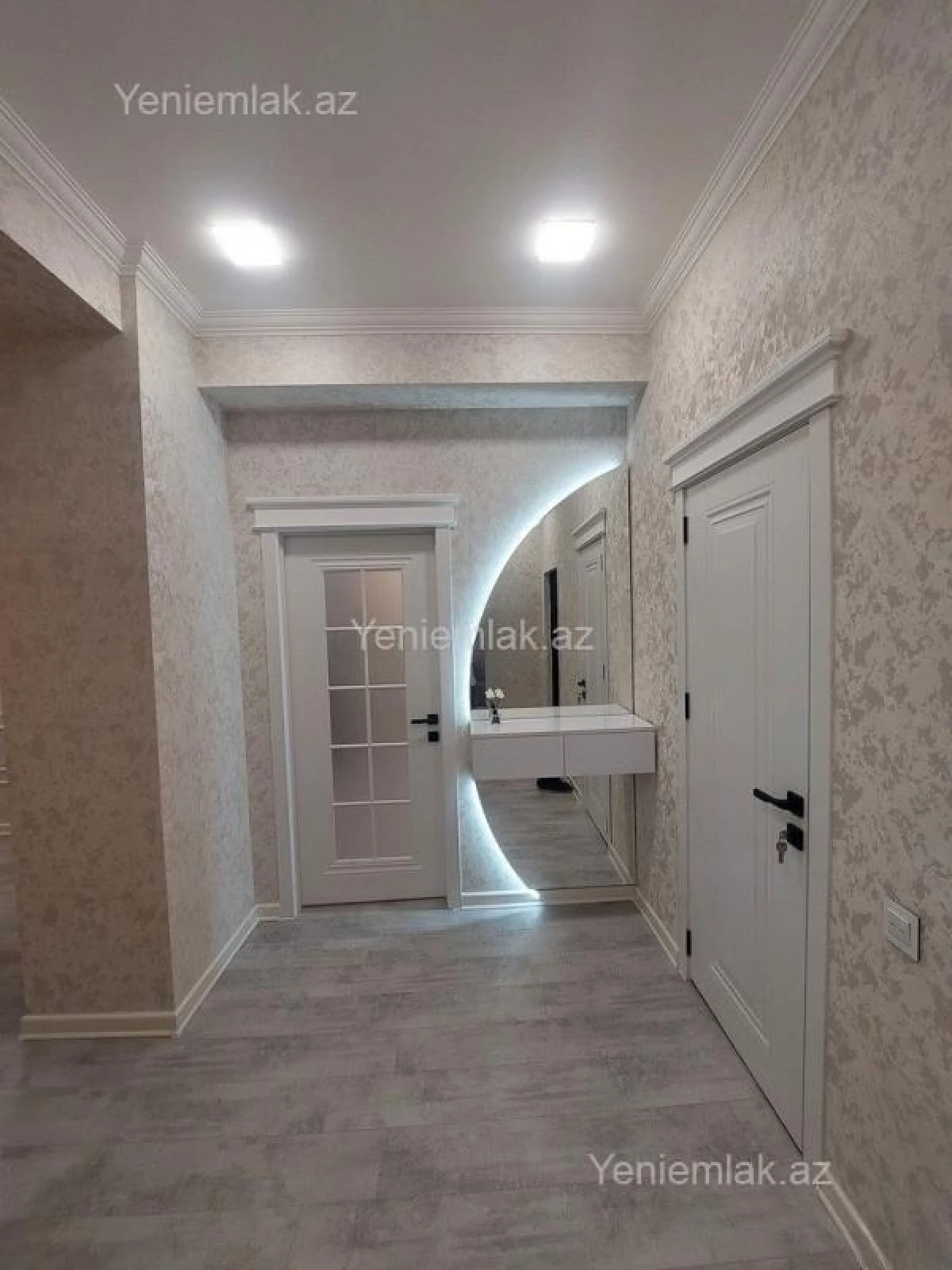 Satılır 2 otaqlı yeni tikili 76 m²