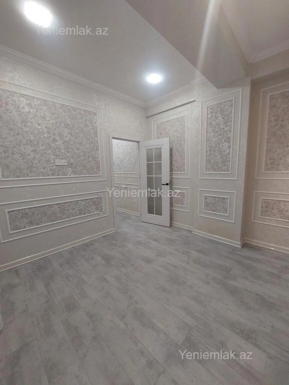 Satılır 2 otaqlı yeni tikili 76 m²