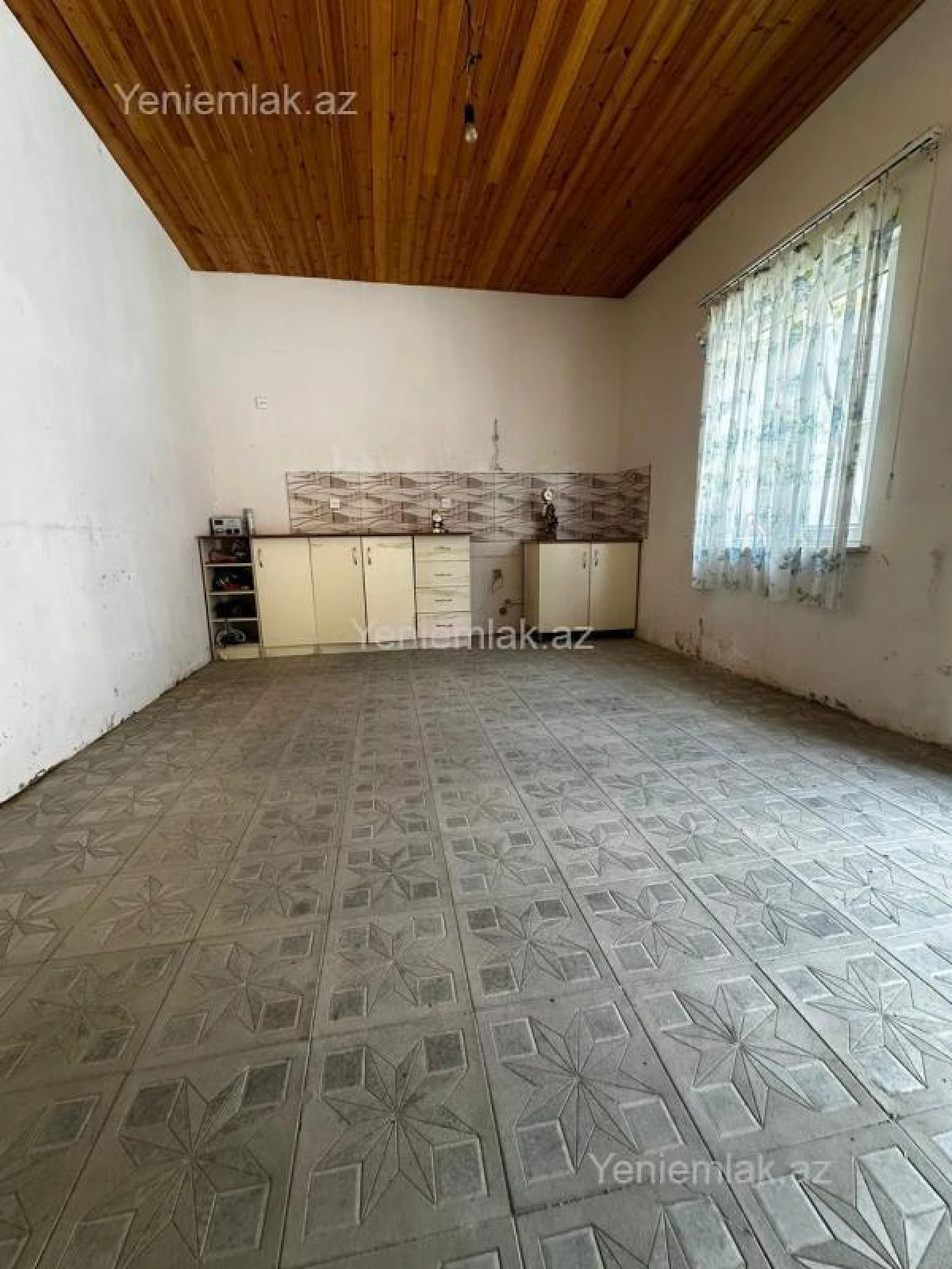 Satılır 4 otaqlı həyət evi 190 m²