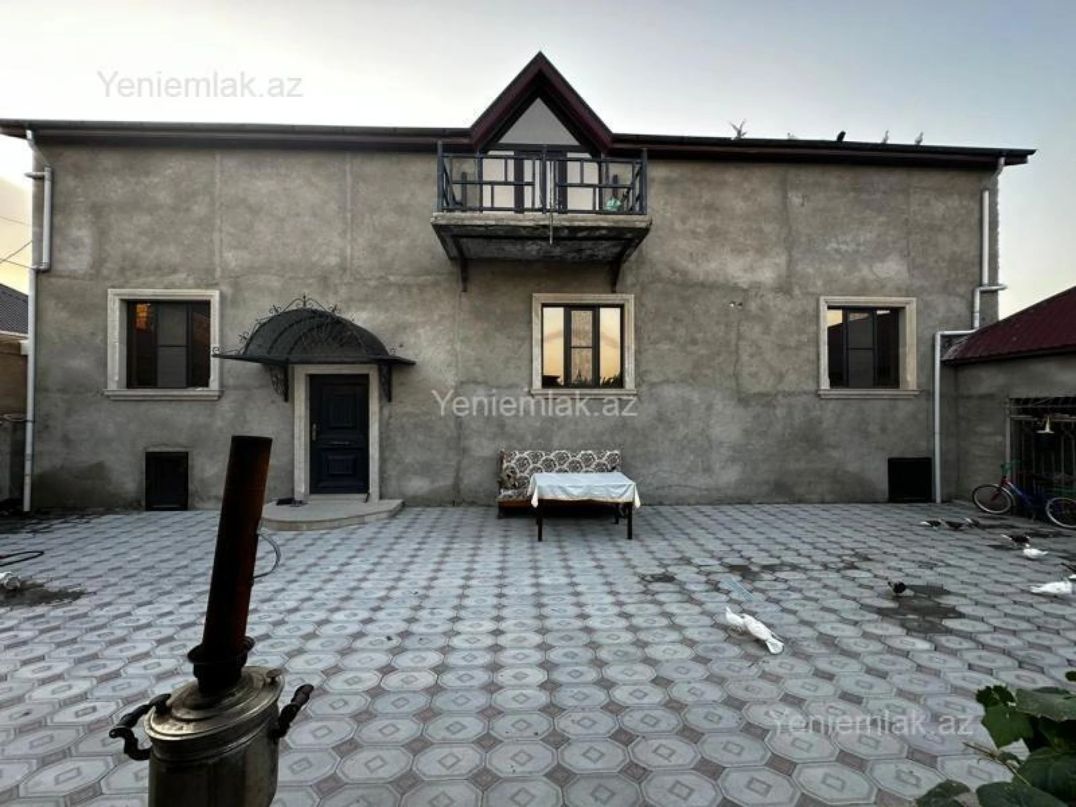 Satılır 4 otaqlı həyət evi 190 m²
