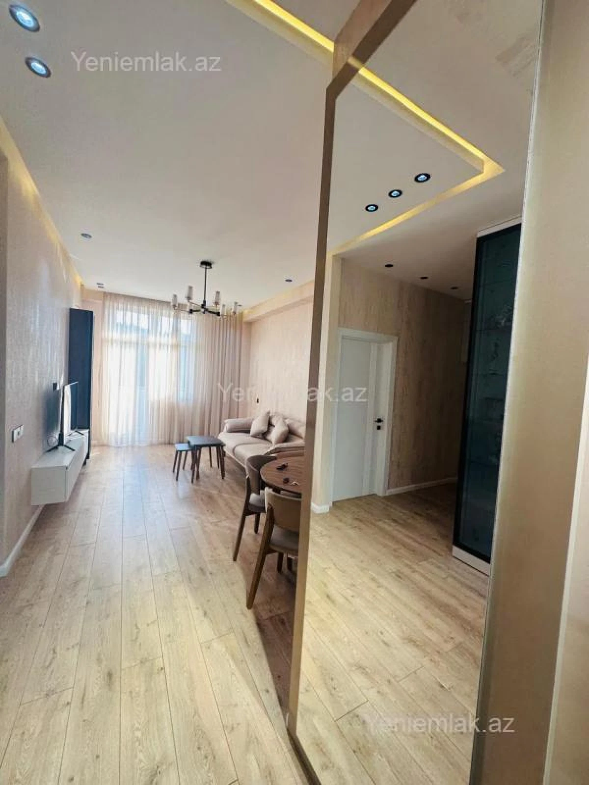 Satılır 2 otaqlı yeni tikili 56 m²