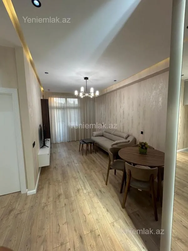 Satılır 2 otaqlı yeni tikili 56 m²