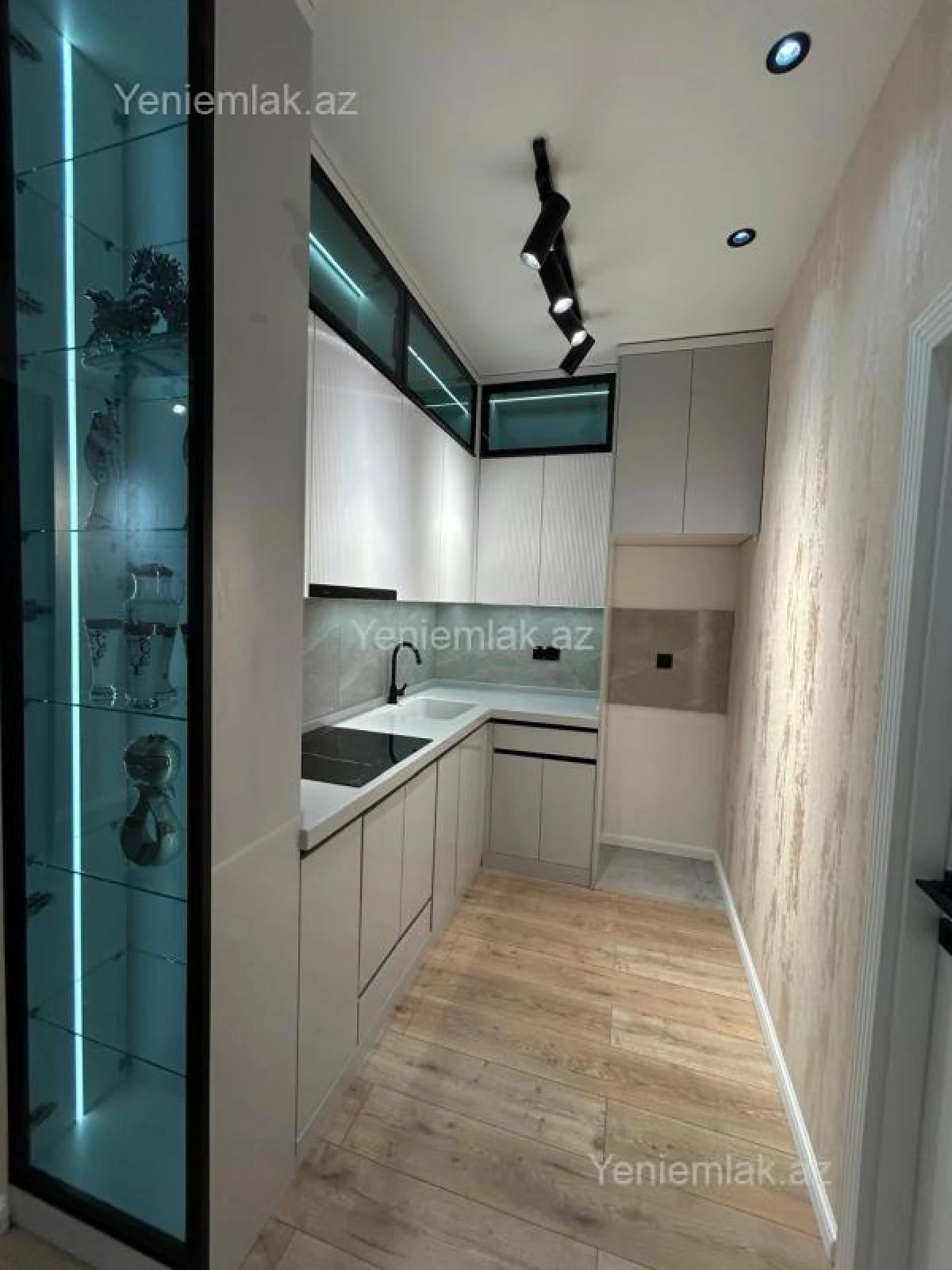 Satılır 2 otaqlı yeni tikili 56 m²