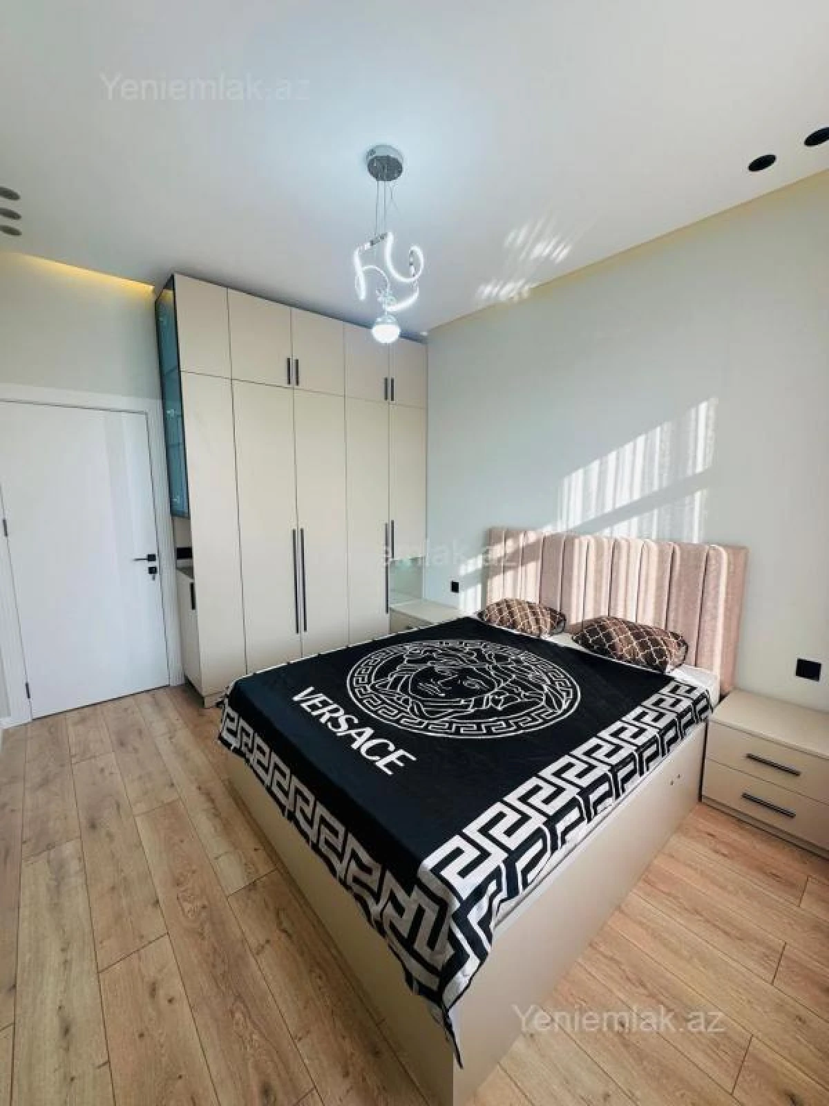 Satılır 2 otaqlı yeni tikili 56 m²