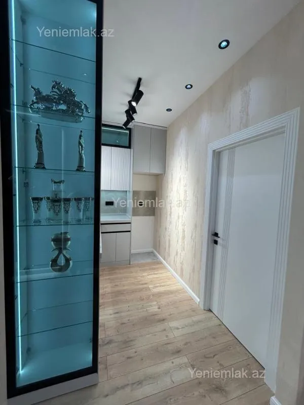 Satılır 2 otaqlı yeni tikili 56 m²