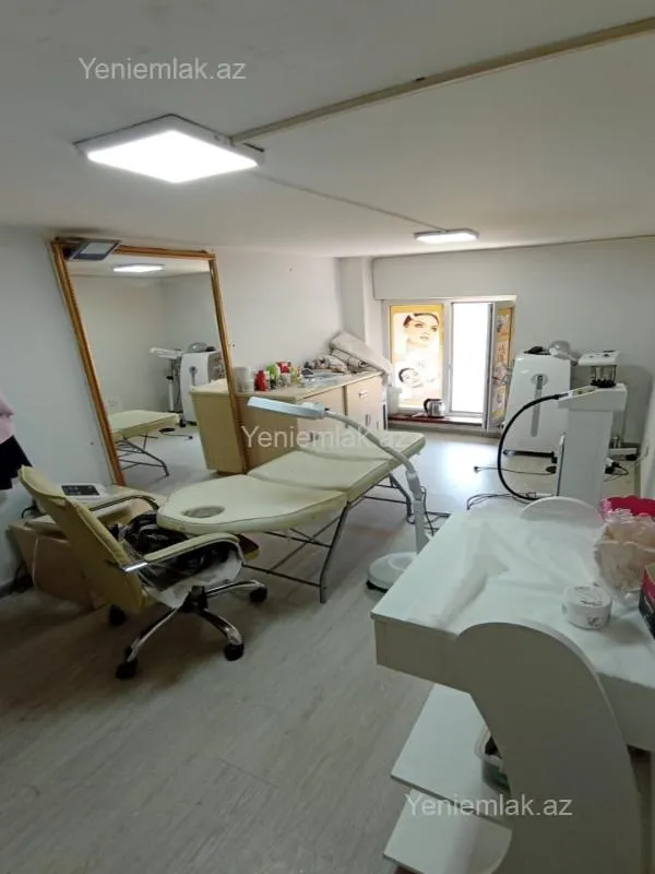 Satılır 2 otaqlı obyekt 160 m²