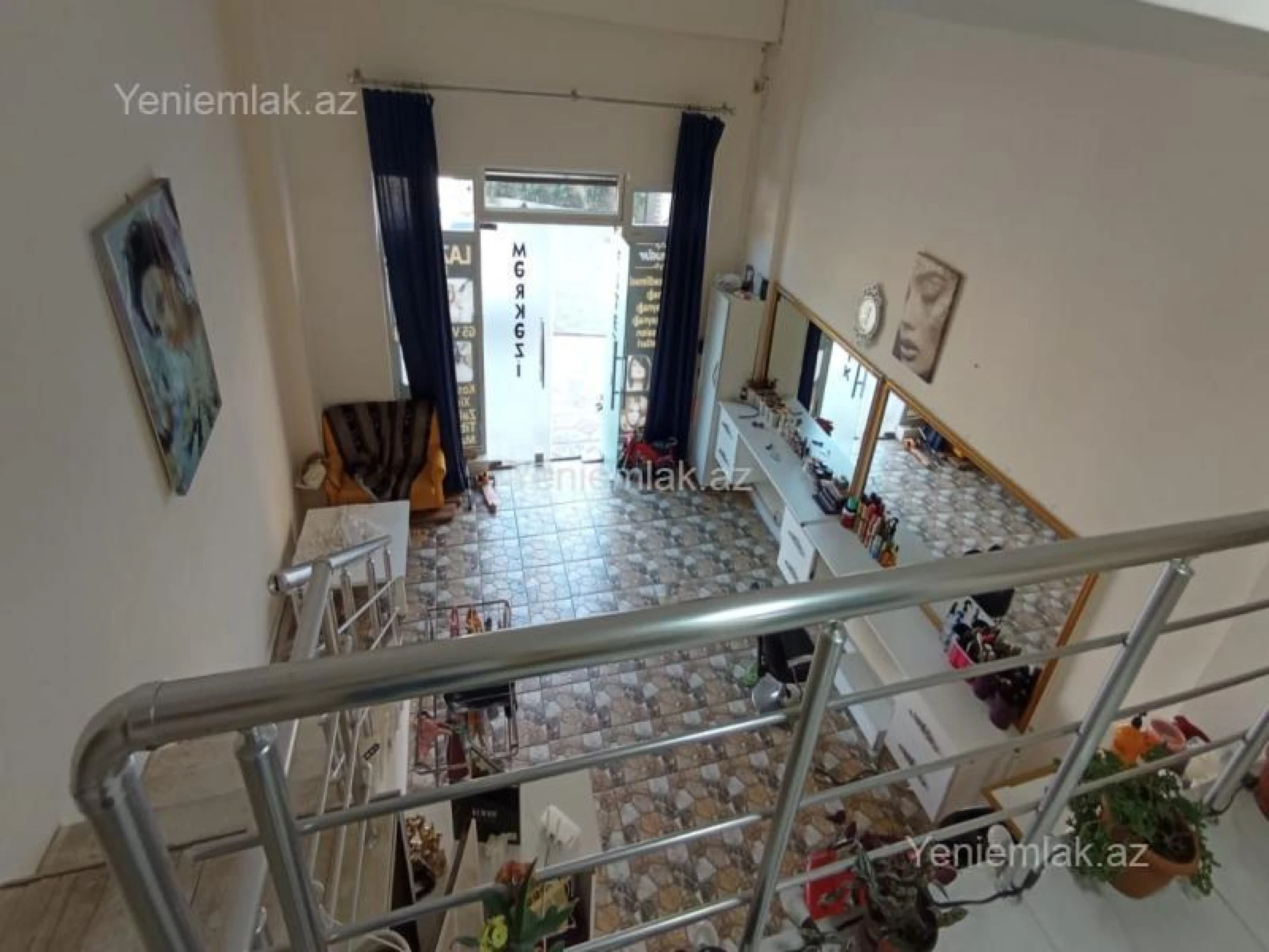 Satılır 2 otaqlı obyekt 160 m²