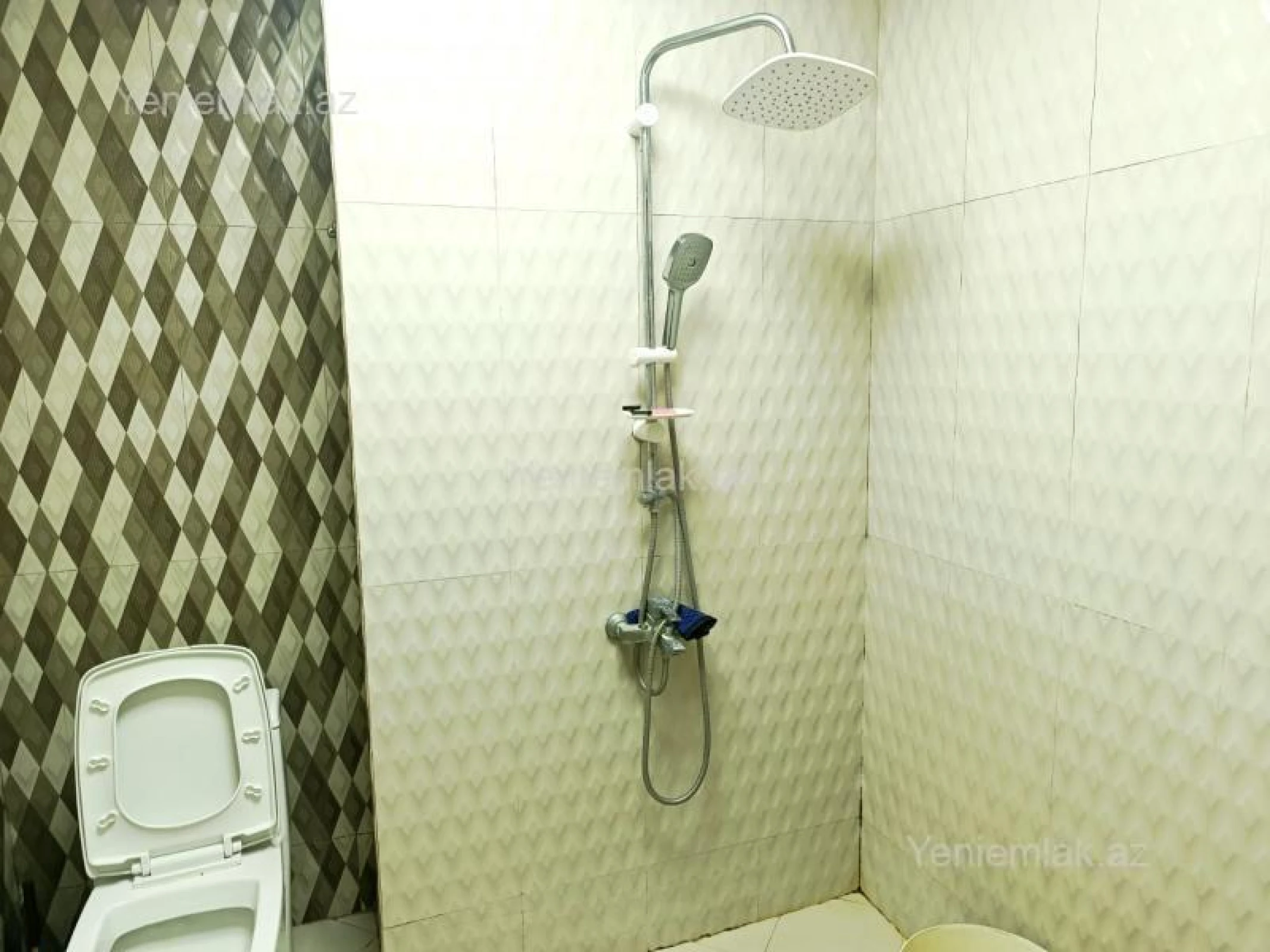 Satılır 2 otaqlı yeni tikili 72 m²