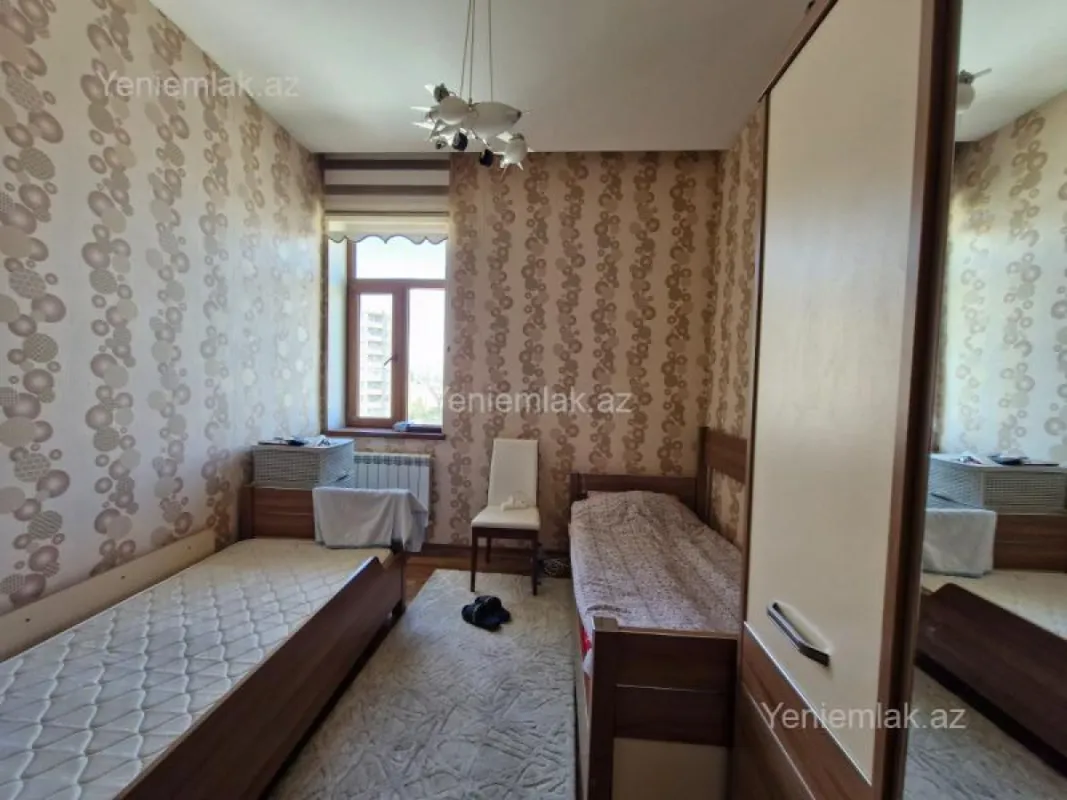 Satılır 3 otaqlı yeni tikili 110 m²