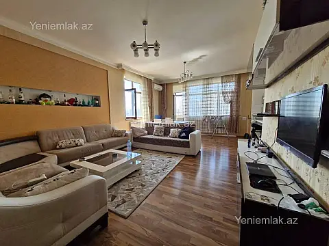 Satılır 3 otaqlı yeni tikili 110 m²