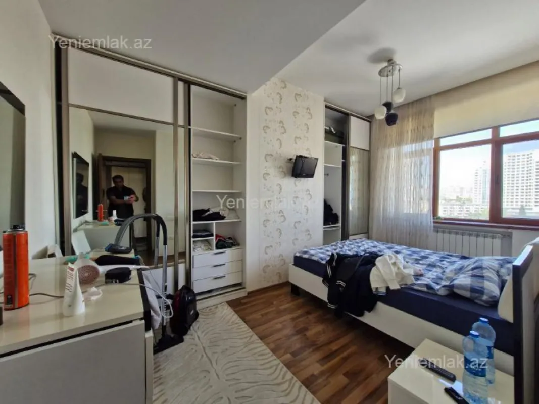 Satılır 3 otaqlı yeni tikili 110 m²