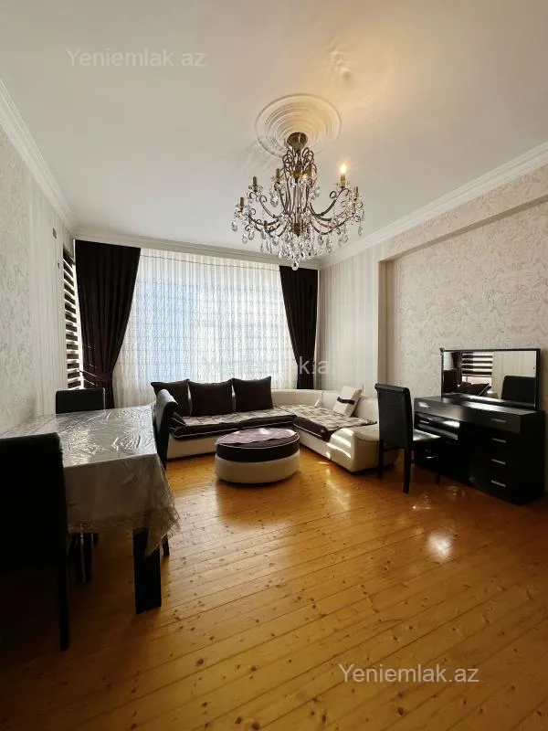 Satılır 3 otaqlı yeni tikili 120 m²