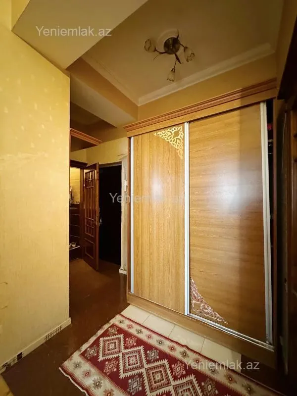 Satılır 3 otaqlı yeni tikili 120 m²