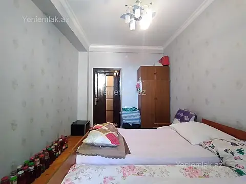 Satılır 3 otaqlı yeni tikili 80 m²