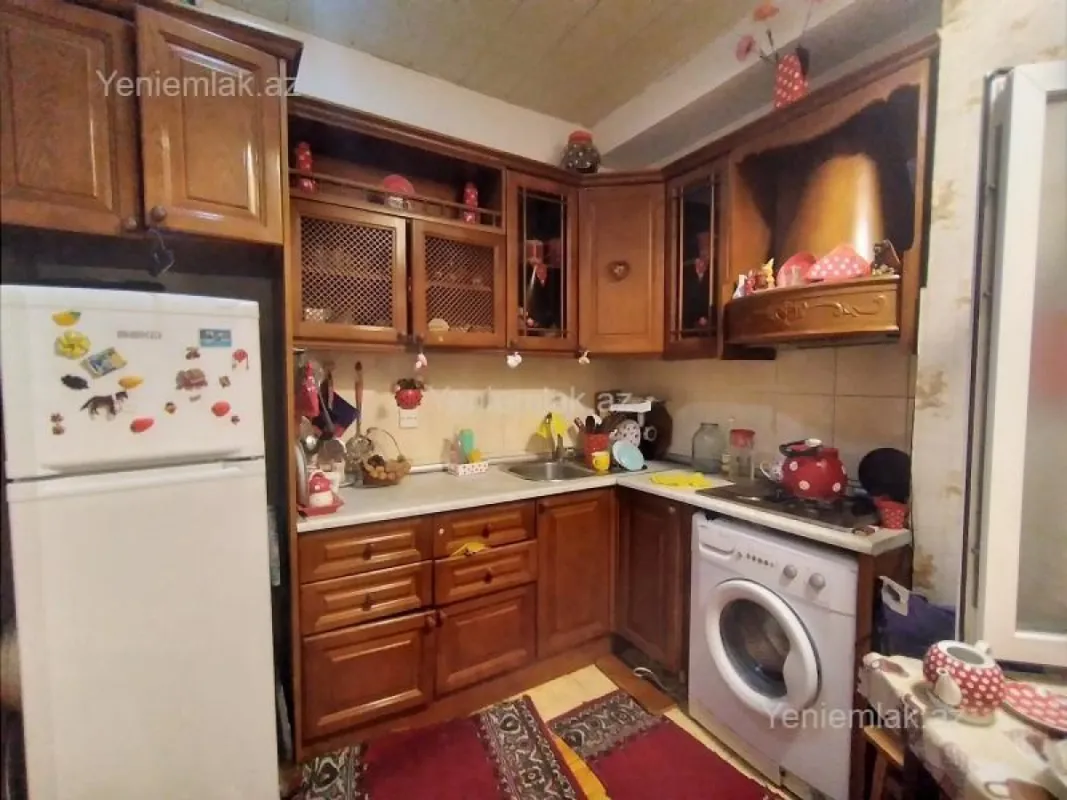 Satılır 3 otaqlı yeni tikili 80 m²