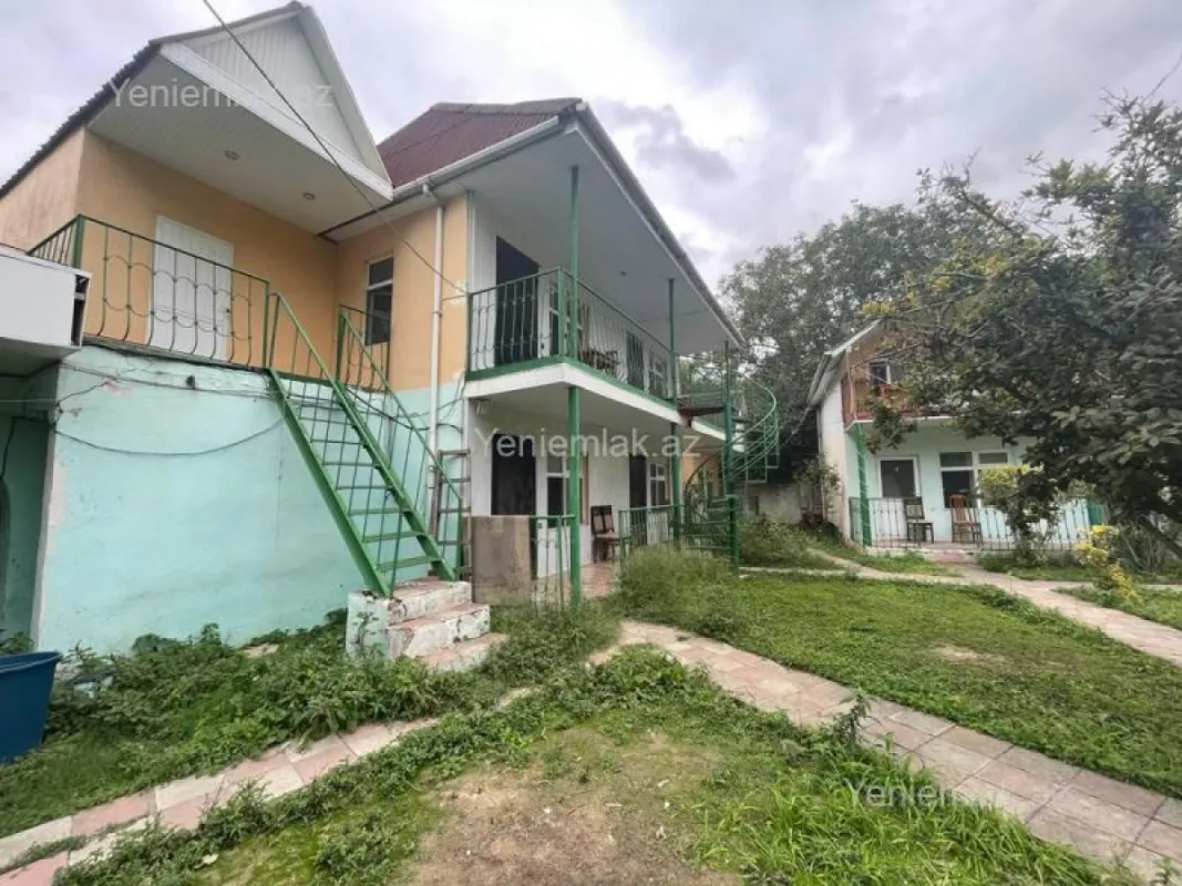 Satılır 16 otaqlı obyekt 600 m²