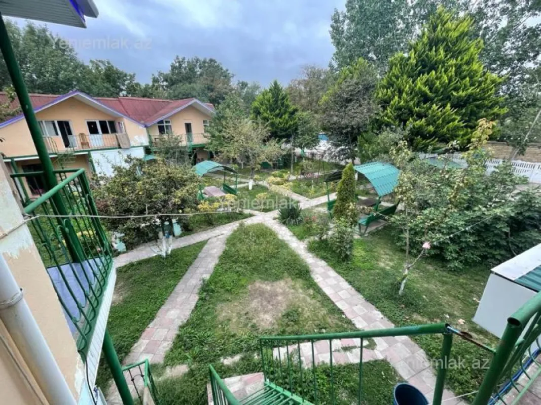 Satılır 16 otaqlı obyekt 600 m²