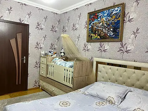 Satılır 2 otaqlı köhnə tikili 63 m²