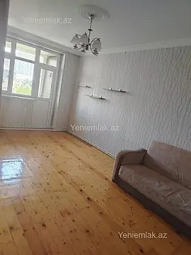 Satılır 3 otaqlı köhnə tikili 72 m²