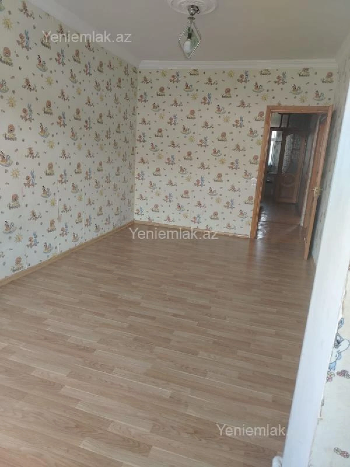 Satılır 3 otaqlı köhnə tikili 72 m²