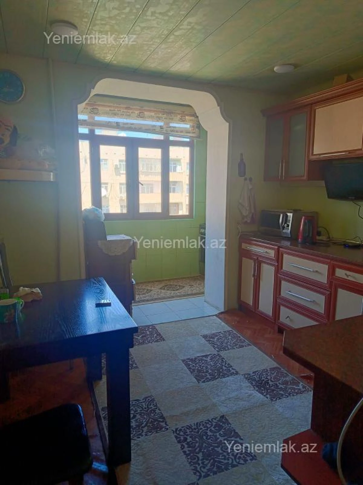 Satılır 3 otaqlı köhnə tikili 75 m²