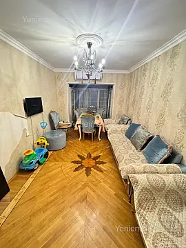 Satılır 3 otaqlı köhnə tikili 85 m²