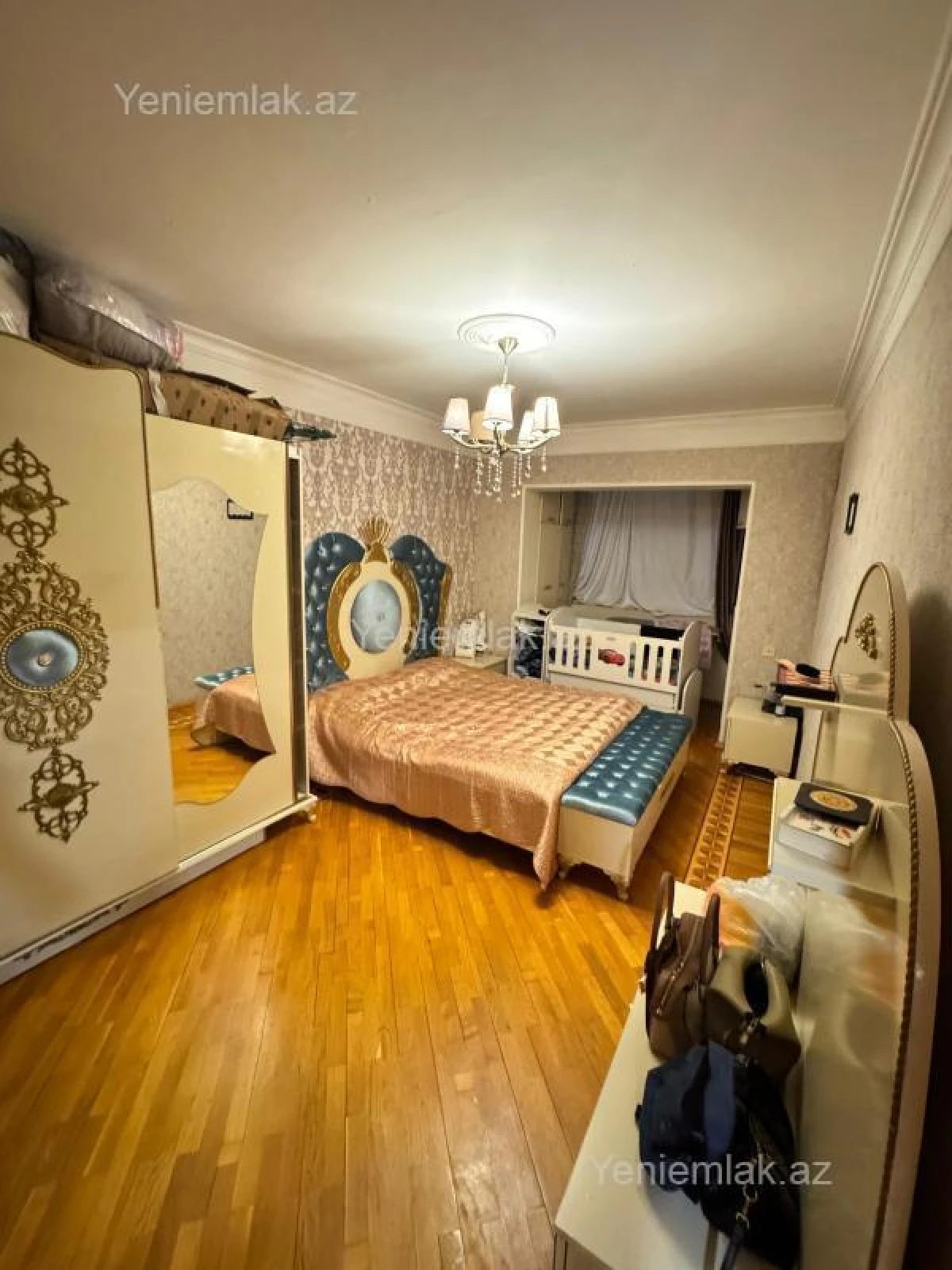 Satılır 3 otaqlı köhnə tikili 85 m²