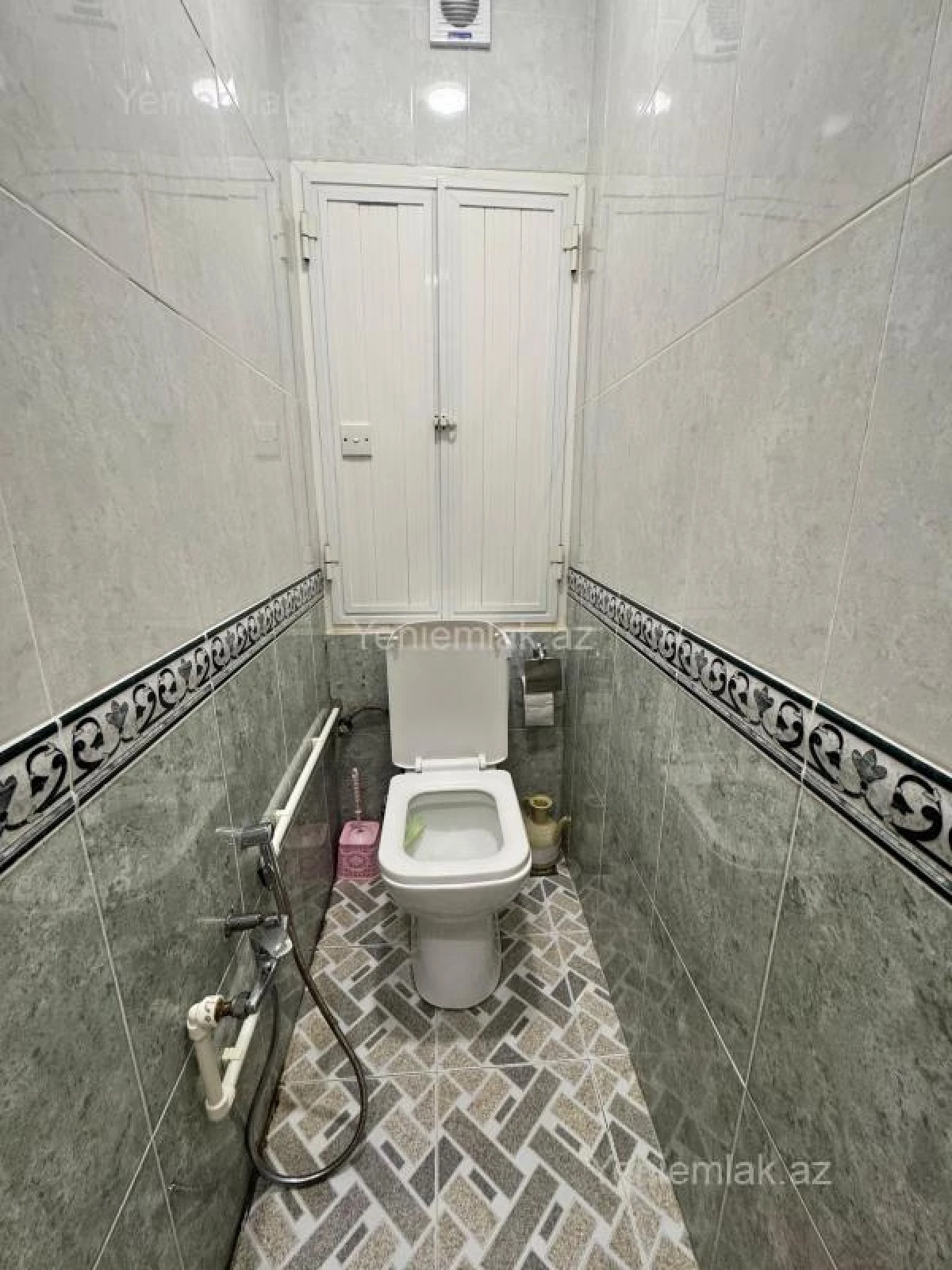 Satılır 3 otaqlı köhnə tikili 85 m²