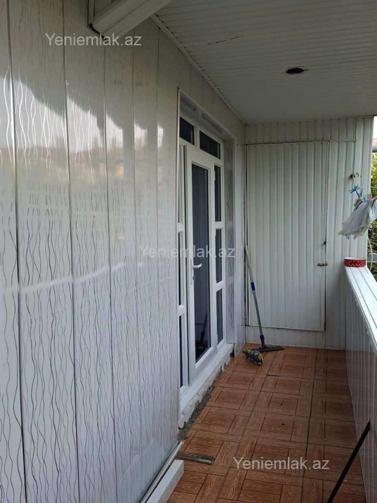 Satılır 3 otaqlı köhnə tikili 100 m²