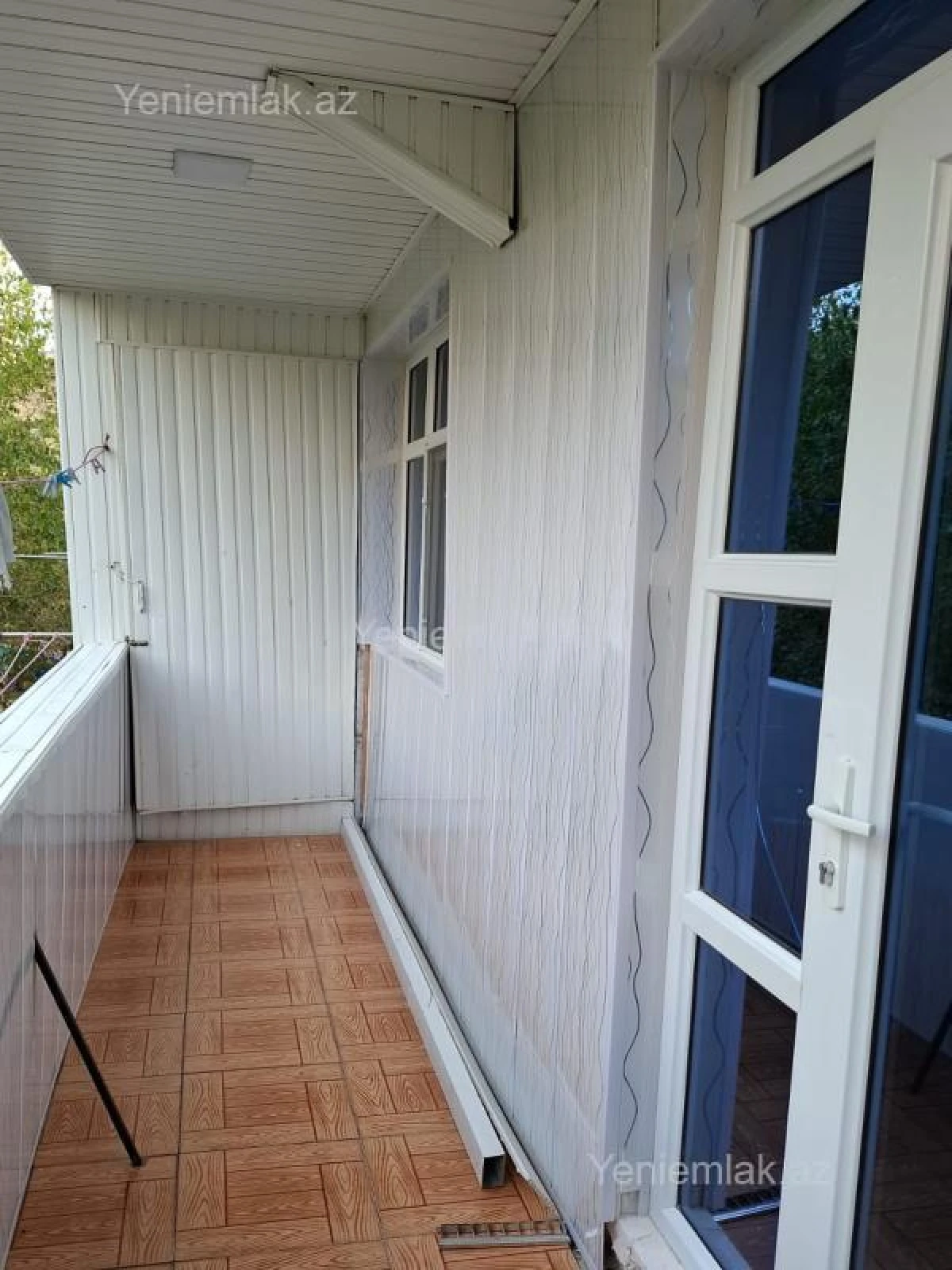 Satılır 3 otaqlı köhnə tikili 100 m²