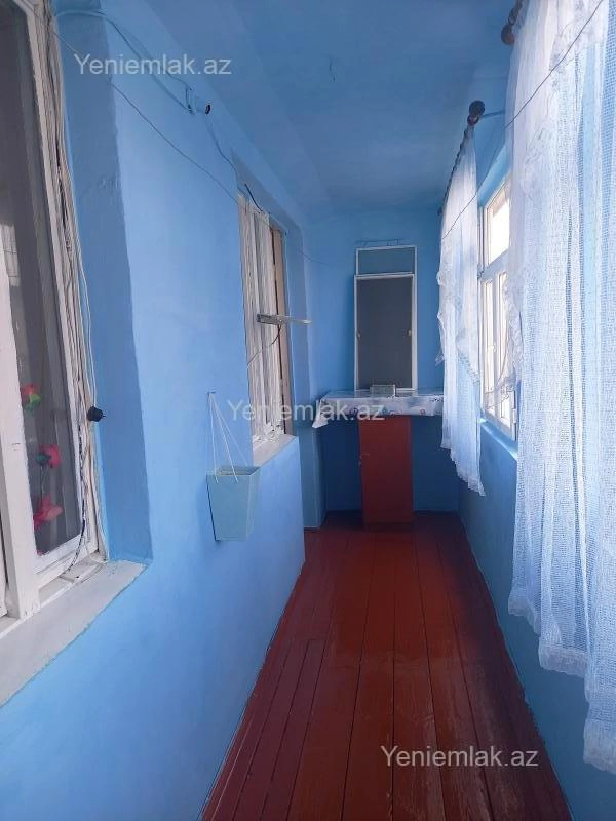 Satılır 4 otaqlı köhnə tikili 98 m²