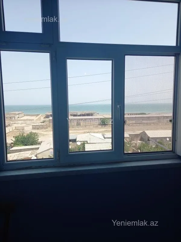 Satılır 4 otaqlı köhnə tikili 98 m²