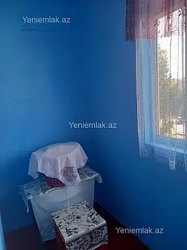 Satılır 4 otaqlı köhnə tikili 98 m²