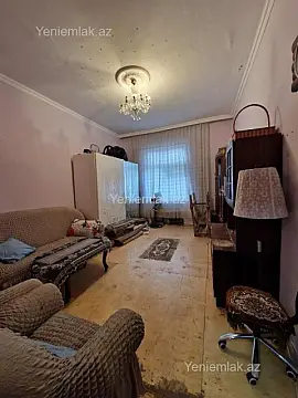 Satılır 3 otaqlı köhnə tikili 80 m²