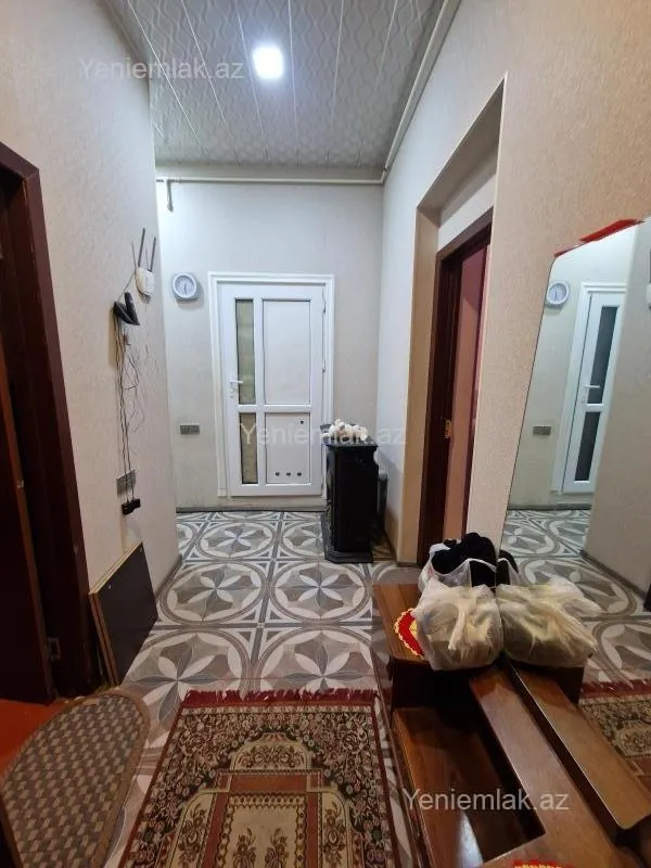 Satılır 3 otaqlı köhnə tikili 80 m²