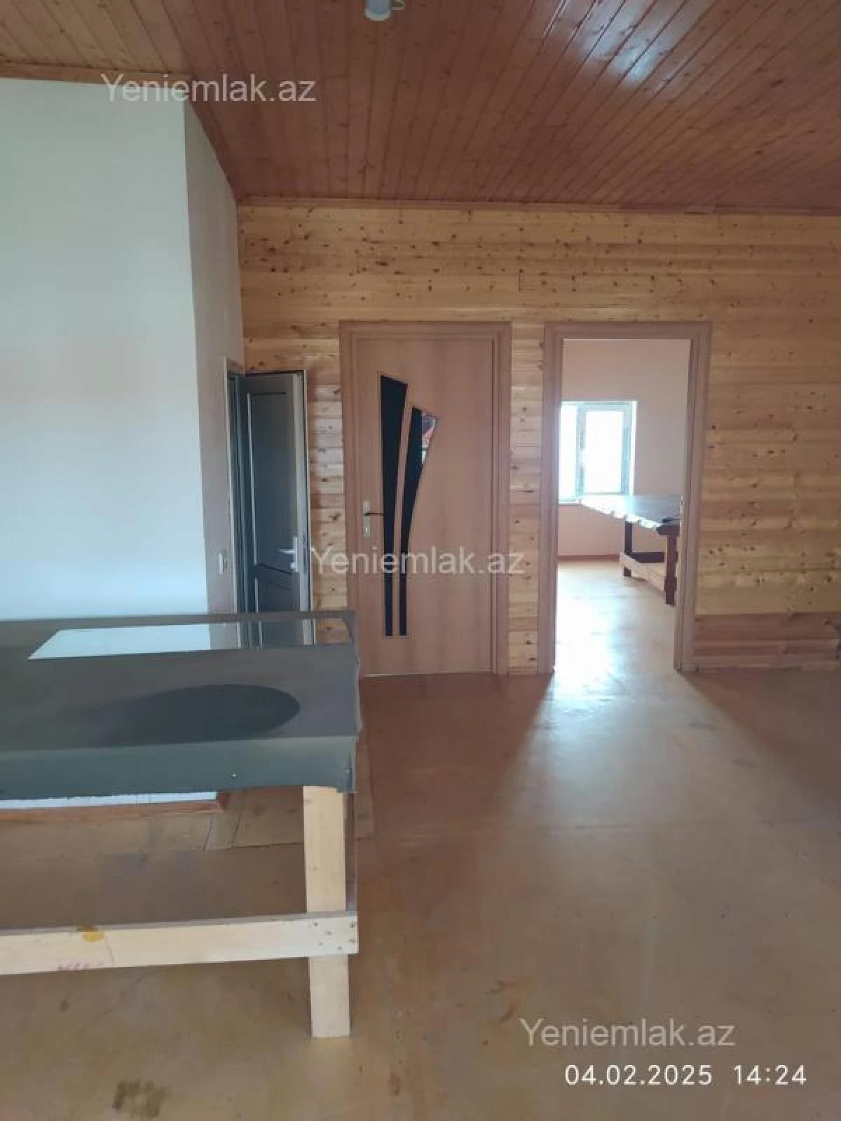 Satılır 6 otaqlı həyət evi 140 m²