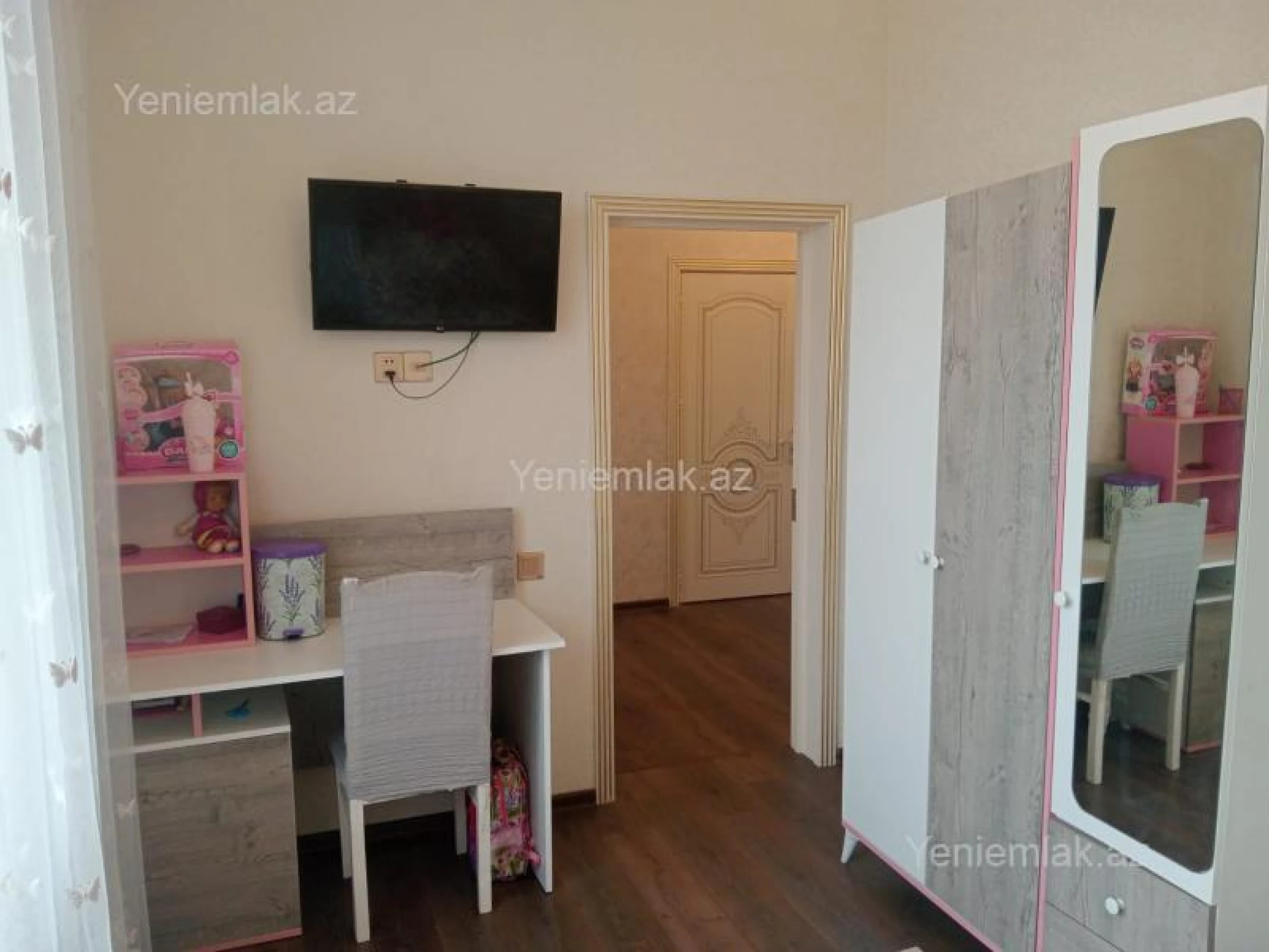 Satılır 4 otaqlı həyət evi 160 m²