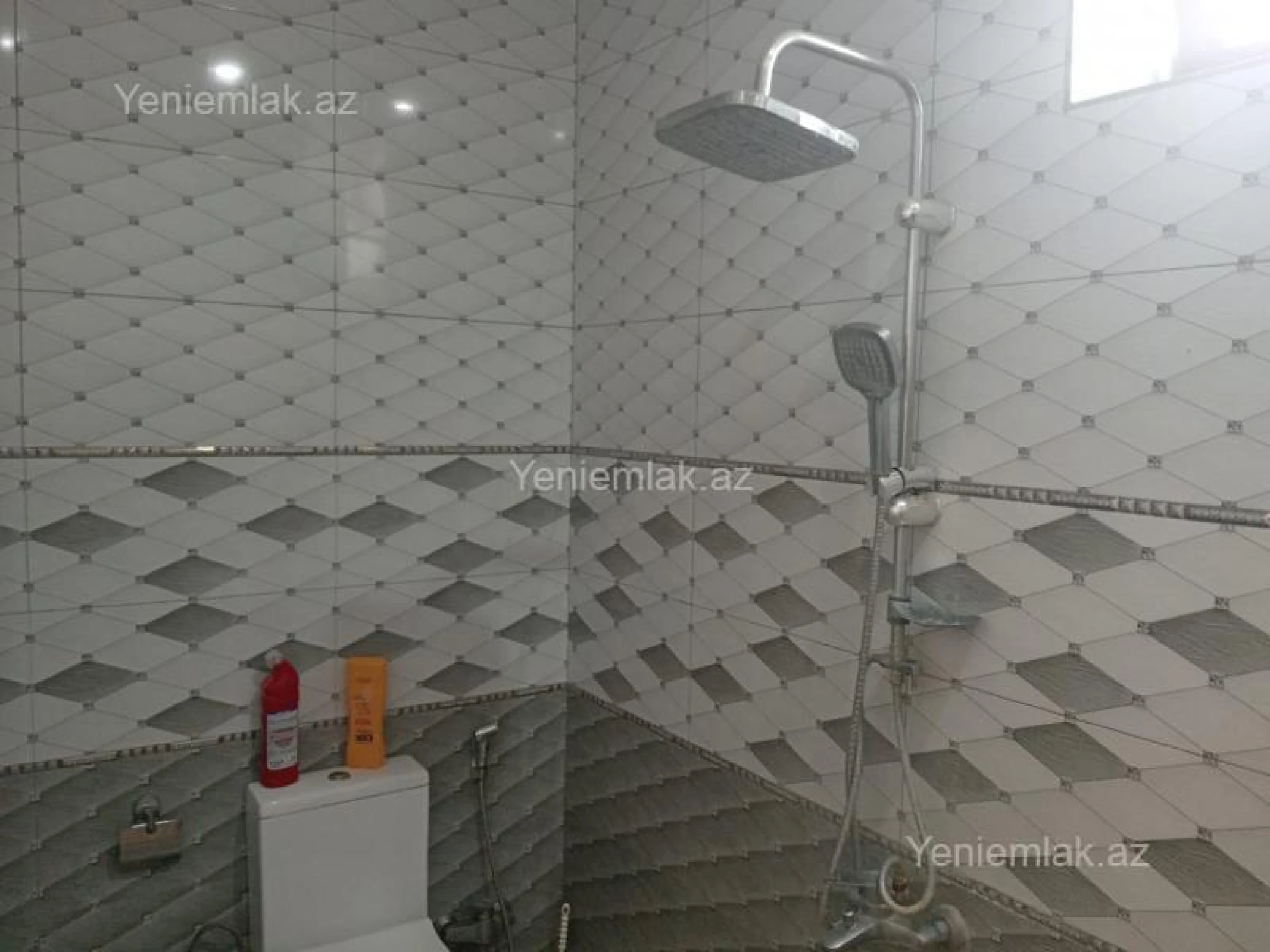 Satılır 4 otaqlı həyət evi 160 m²