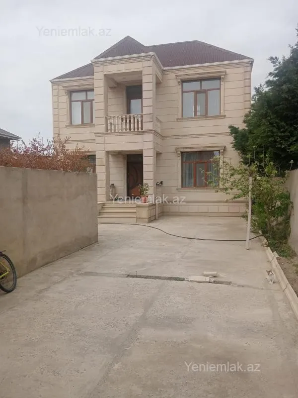 Satılır 4 otaqlı həyət evi 160 m²