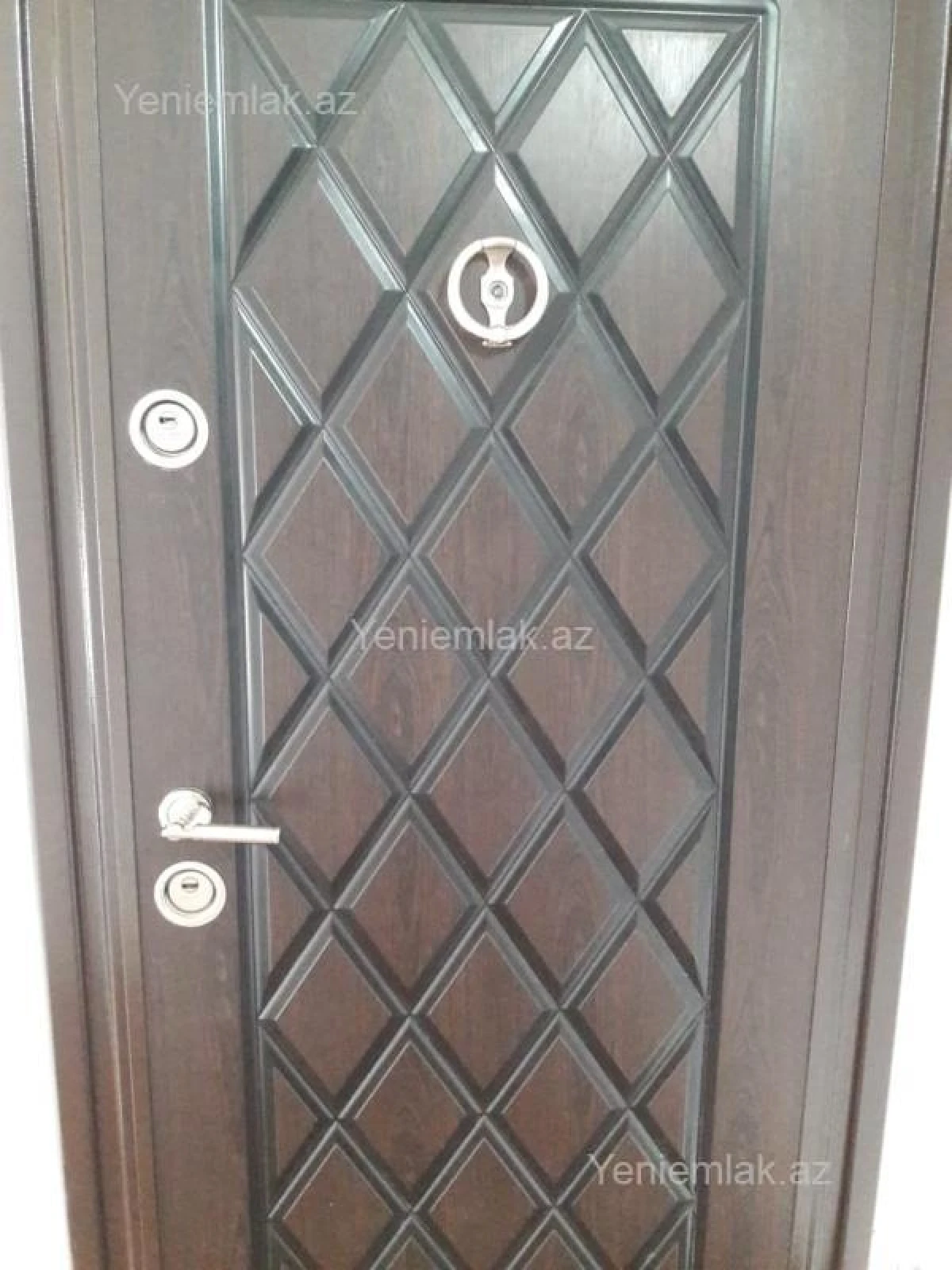 Satılır 3 otaqlı köhnə tikili 95 m²