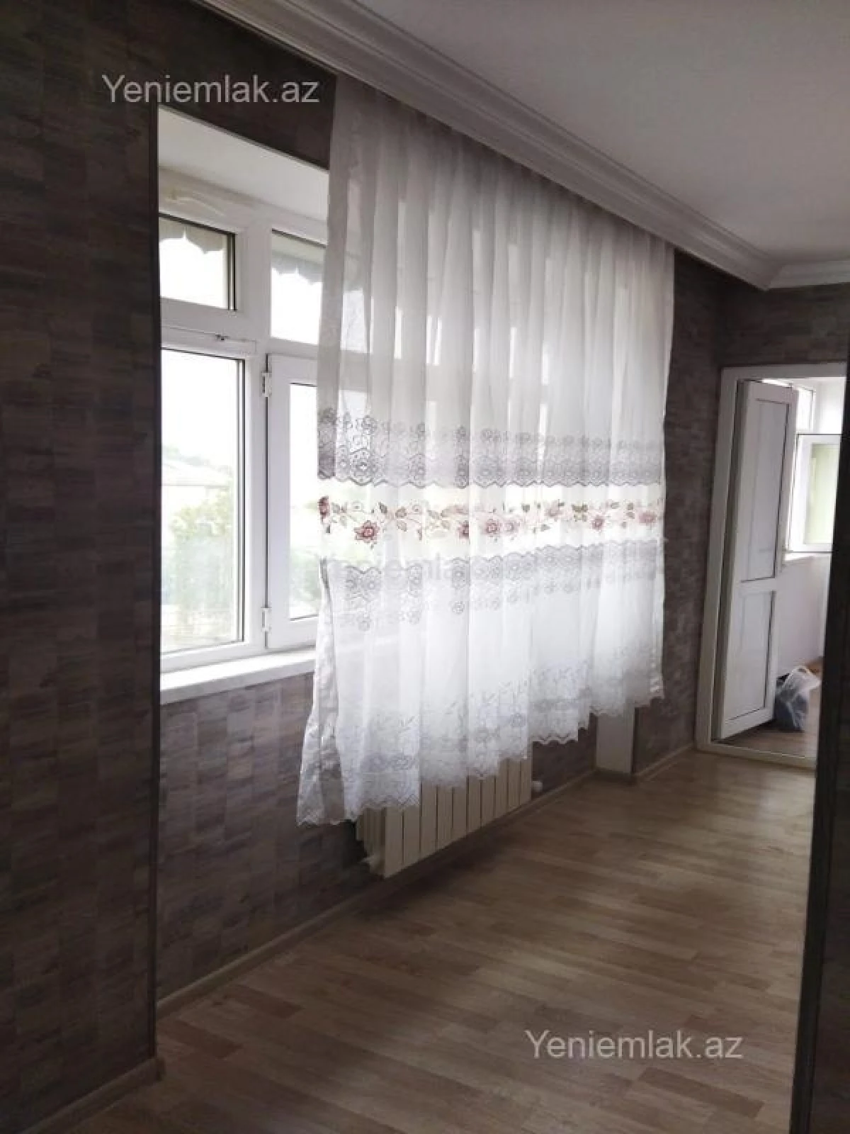 Satılır 3 otaqlı köhnə tikili 95 m²