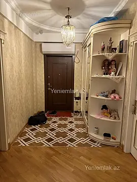 Satılır 4 otaqlı yeni tikili 120 m²