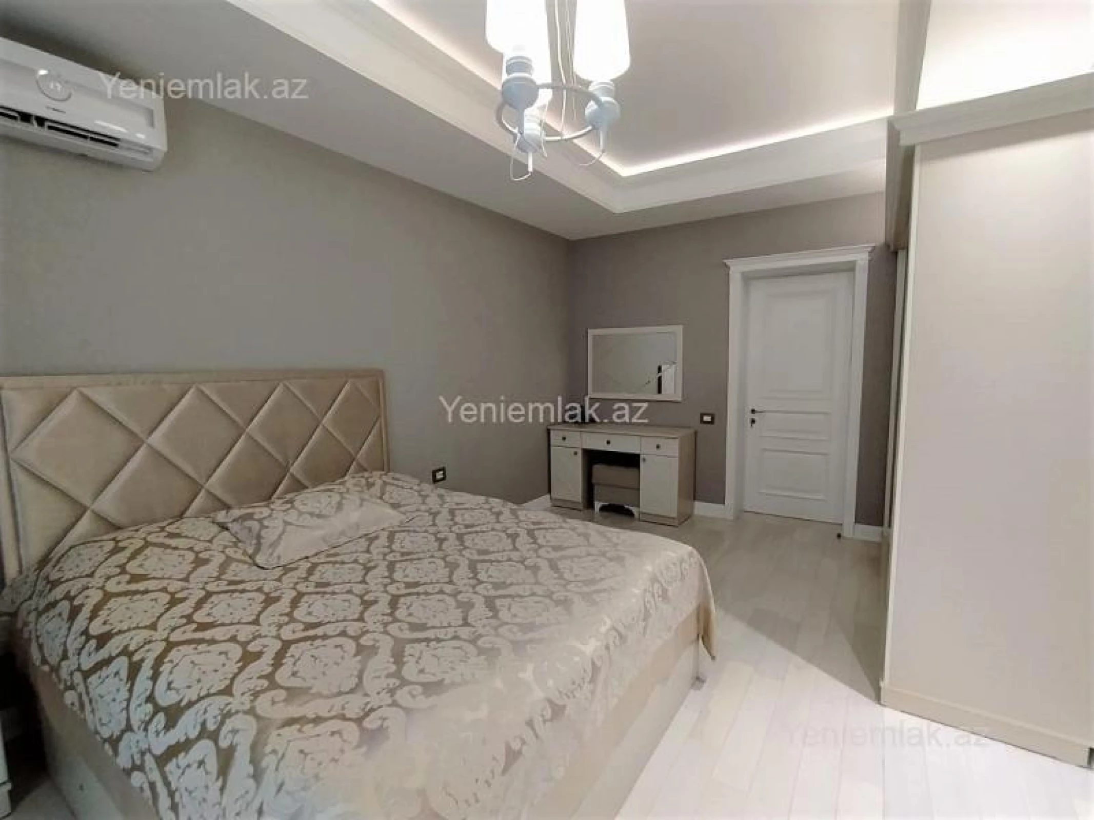 Satılır 4 otaqlı yeni tikili 170 m²