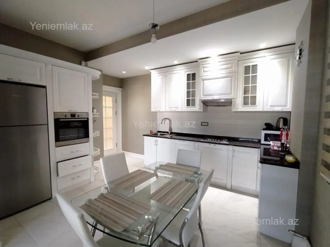 Satılır 4 otaqlı yeni tikili 170 m²