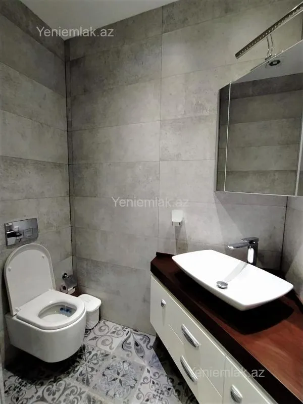 Satılır 4 otaqlı yeni tikili 170 m²