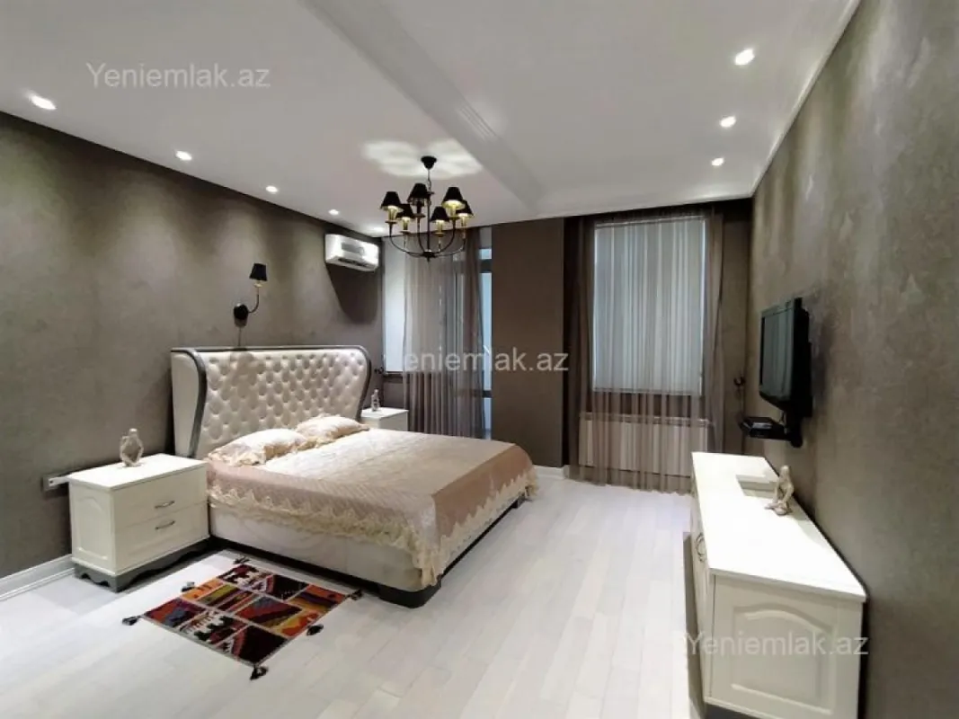 Satılır 4 otaqlı yeni tikili 170 m²