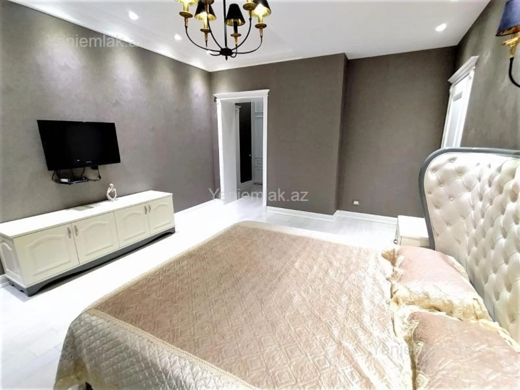 Satılır 4 otaqlı yeni tikili 170 m²