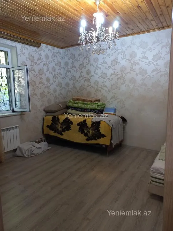 Satılır 4 otaqlı həyət evi 120 m²